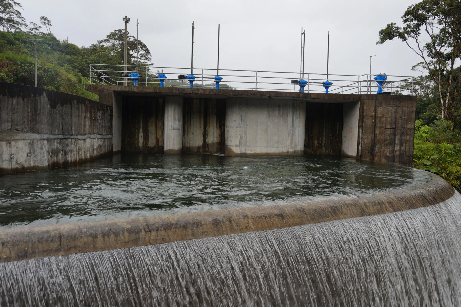 Infraestructura hidráulica y obras de ingeniería hídrica en terreno